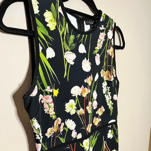 Floral Print Dress By Victoria Beckham for Target in Size Small - Picture 2 of 7
